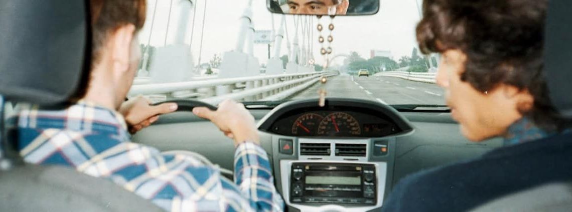 Driving-Lessons-in-Aldershot-Farnborough-and-Blackwater-Learn-Locally-Drive-Confidently