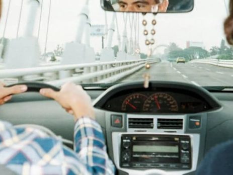 Driving-Lessons-in-Aldershot-Farnborough-and-Blackwater-Learn-Locally-Drive-Confidently